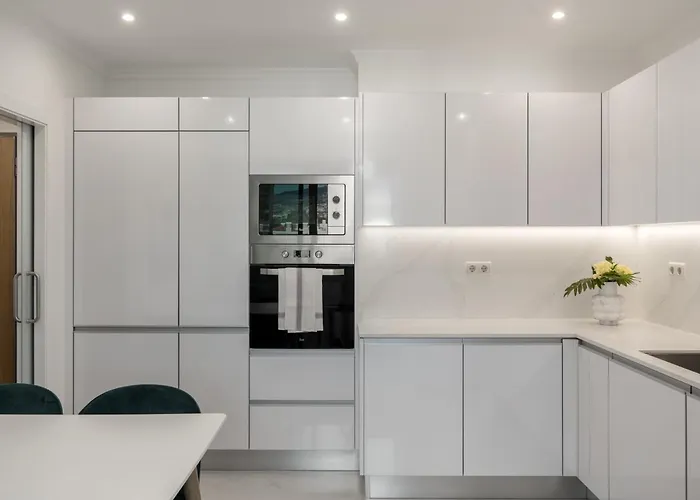 Casa Branca Penthouse By An Island Funchal (Madeira)